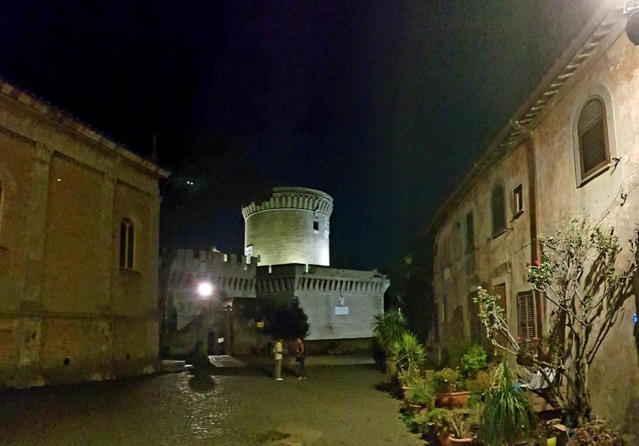 La Casa Nel Castello Villa Ostia Antica Exterior photo